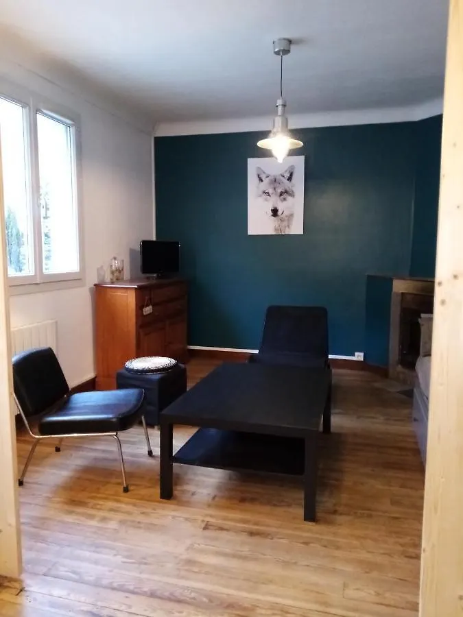 Maison 4 Personnes En Bord De Riviere Sarrancolin 0*,  France